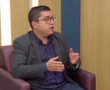 Fomento detalha nova linha de crédito para taxistas em entrevista na TV Paraná Turismo