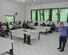 Luciano Martins, gerente de Mercado, explica as condições das linhas de crédito