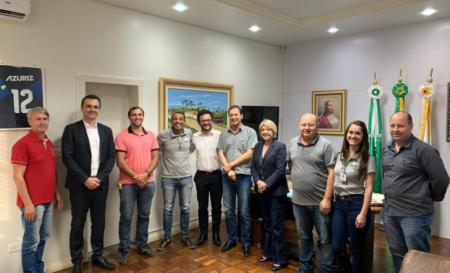 O prefeito de Marmeleiro, no sudoeste do estado, Jaimir Darci Gomes da Rosa, foi o centésimo prefeito a receber os diretores da Fomento Paraná em 2019.