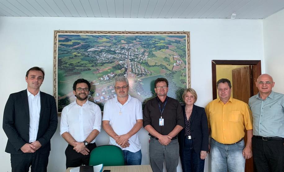 Heraldo Neves, Wellington Dalmaz e Emilia Belinati também foram recebidos nesta segunda, 11, pelo prefeito de em Vitorino, Gilmar Foscheira