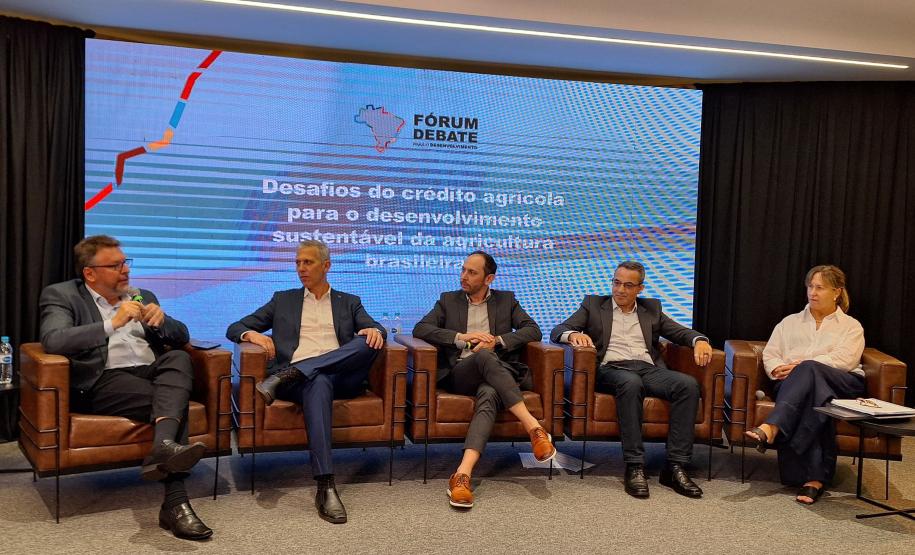 Fórum em Londrina ampliou discussão sobre acesso a crédito rural no País.