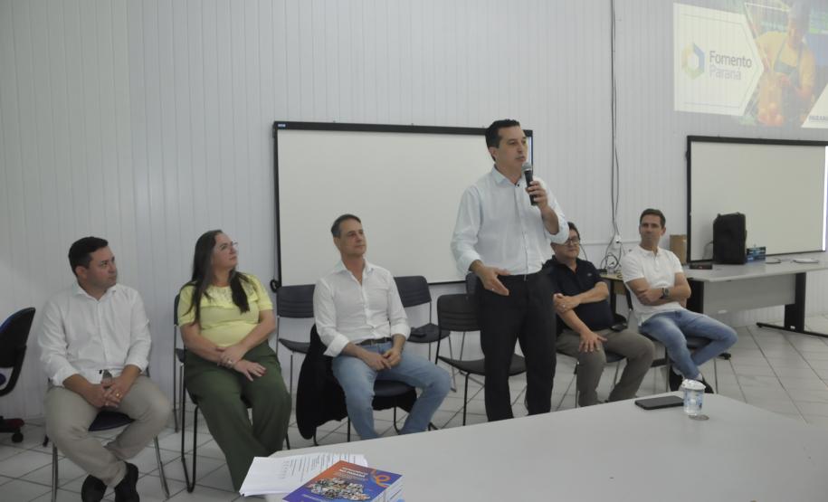 O prefeito de Morretes, Junior Brindaroli, foi o anfitrião do evento da Amlipa